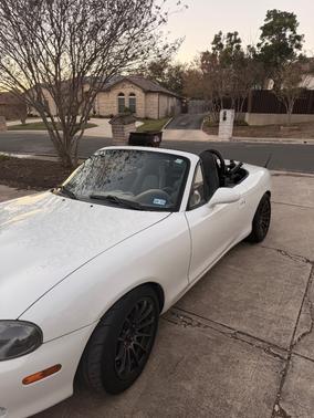 2003 Mazda MX-5 Miata Base