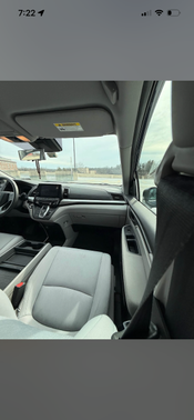 Blue 2018 Honda Odyssey EX
