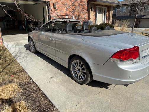 2007 Volvo C70 Base