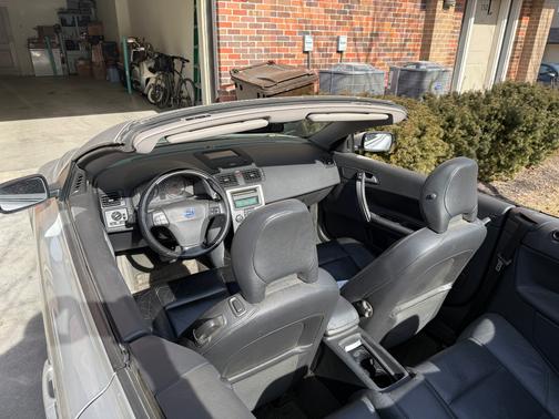 2007 Volvo C70 Base