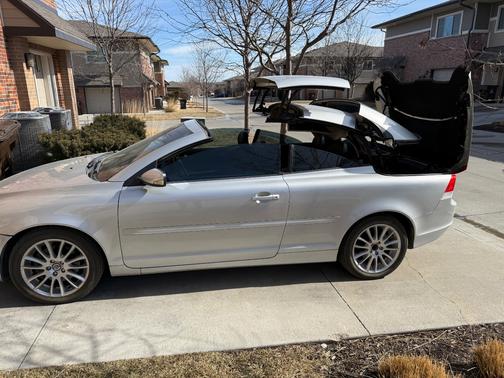 2007 Volvo C70 Base