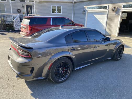 Photo 3 of 12 of 2021 Dodge Charger Scat Pack