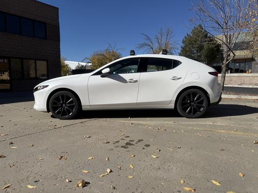 2023 Mazda Mazda3 2.5 S Premium