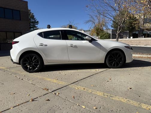 2023 Mazda Mazda3 2.5 S Premium