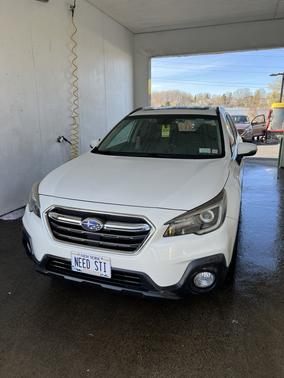 2018 Subaru Outback 3.6R Touring