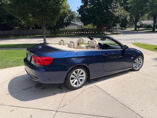 Blue 2013 BMW 328 i