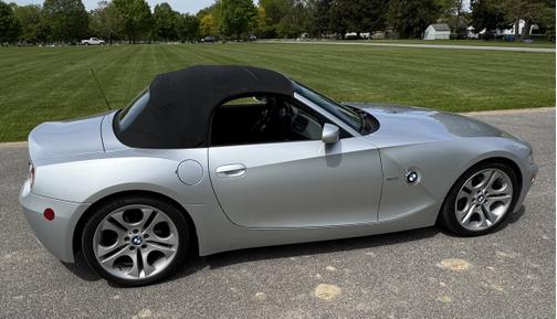 2005 BMW Z4 3.0i Roadster