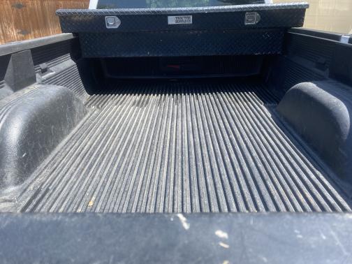 Photo 3 of 3 of 2001 Chevrolet Silverado 2500 Base