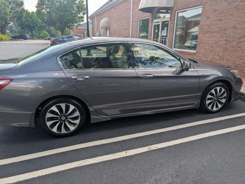 2017 Honda Accord Hybrid Touring