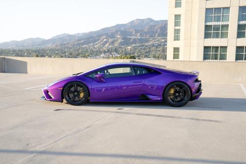 2023 Lamborghini Huracan EVO Base