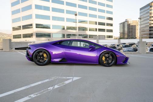2023 Lamborghini Huracan EVO Base