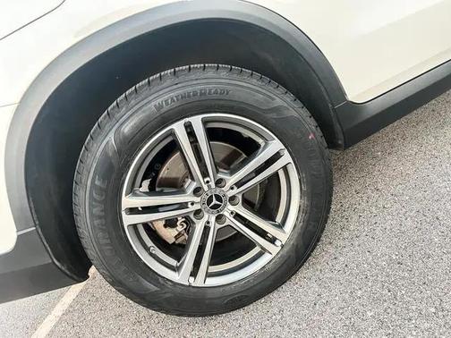 2021 Mercedes-Benz GLC 300 4MATIC