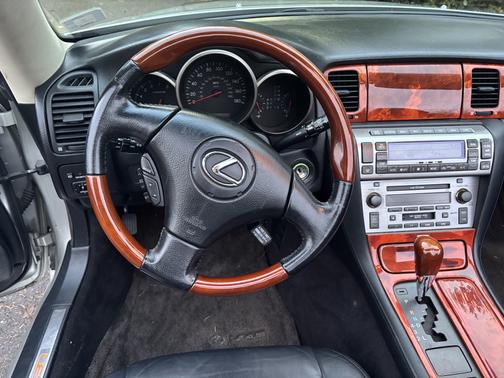Silver 2004 Lexus SC 430 Base