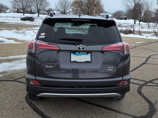 2016 Toyota RAV4 XLE