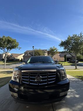 Black 2011 Cadillac Escalade Luxury
