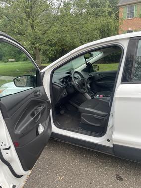 2015 Ford Escape S