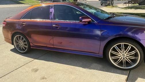 Purple 2011 Toyota Camry SE