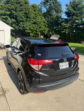 Black 2018 Honda HR-V EX