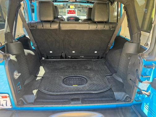 Blue 2017 Jeep Wrangler Unlimited Sport