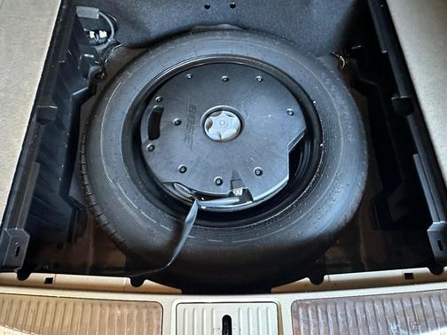 Beige 2014 Nissan Murano SL