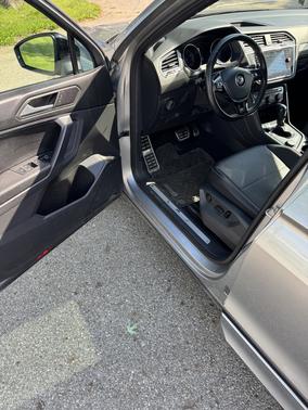 Gray 2021 Volkswagen Tiguan 2.0T SE R-Line Black