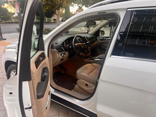 White 2015 Mercedes-Benz GL-Class GL 450 4MATIC