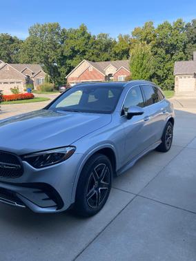 2025 Mercedes-Benz GLC 300 4MATIC
