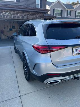 2025 Mercedes-Benz GLC 300 4MATIC
