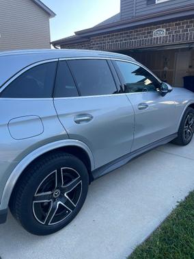 2025 Mercedes-Benz GLC 300 4MATIC