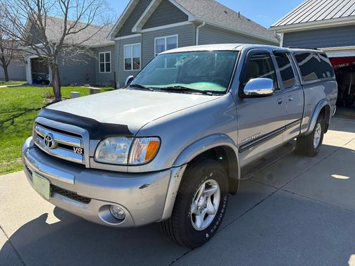 Silver 2003 Toyota Tundra SR5 Access Cab