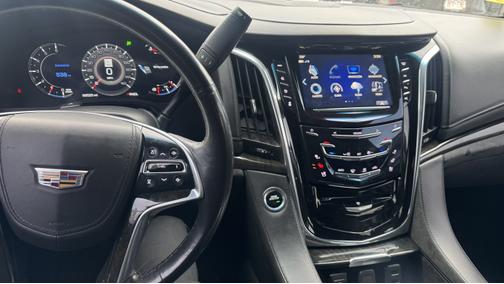 2018 Cadillac Escalade ESV Platinum