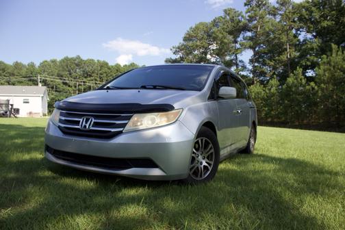 Silver 2011 Honda Odyssey EX-L