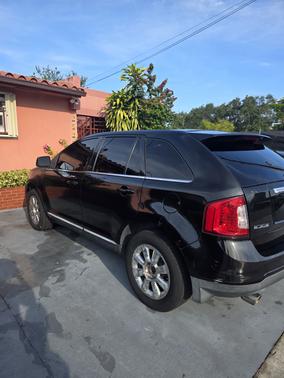 Black 2011 Ford Edge Limited