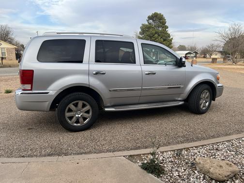 2008 Chrysler Aspen Limited