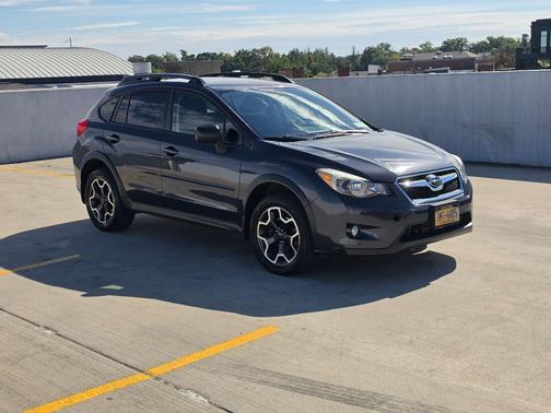 Gray 2014 Subaru XV Crosstrek 2.0i Premium