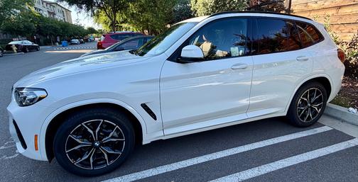 White 2022 BMW X3 xDrive30i