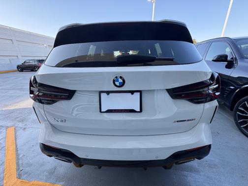White 2022 BMW X3 xDrive30i