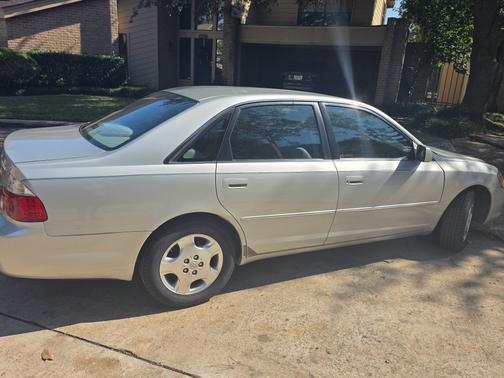 2003 Toyota Avalon XLS