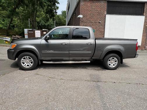 Gray 2006 Toyota Tundra SR5