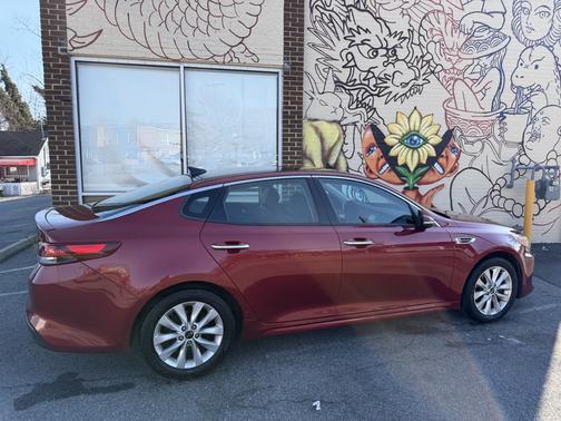 2018 Kia Optima S