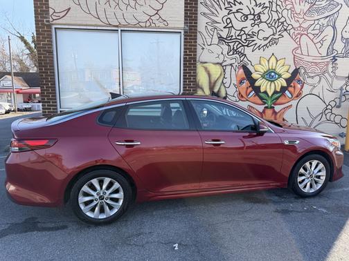 2018 Kia Optima S