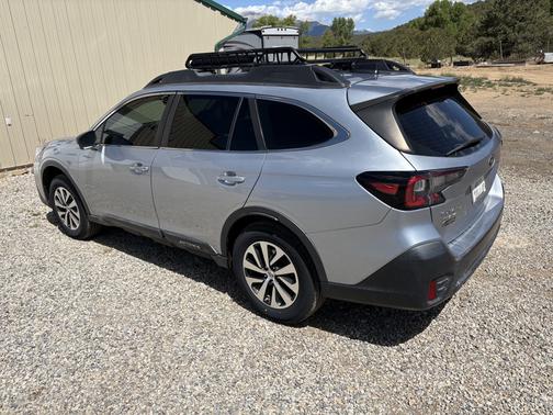 2022 Subaru Outback Base