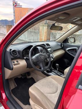 2009 Toyota RAV4 Base