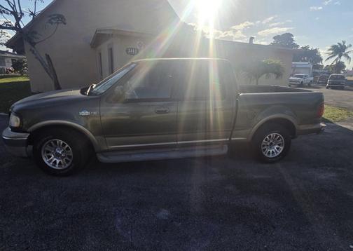 2002 Ford F-150 King Ranch SuperCrew