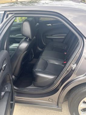 2016 Chrysler 300 Limited