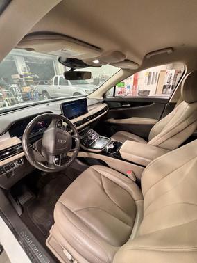 White 2022 Lincoln Nautilus Standard
