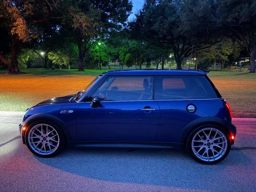 Blue 2004 MINI Cooper S Base