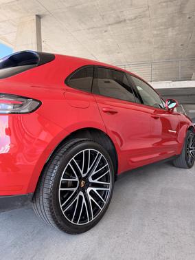 2023 Porsche Macan Macan