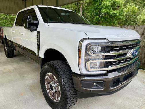 White 2024 Ford F-250 King Ranch