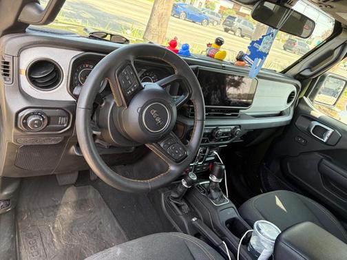 Green 2024 Jeep Gladiator Willys